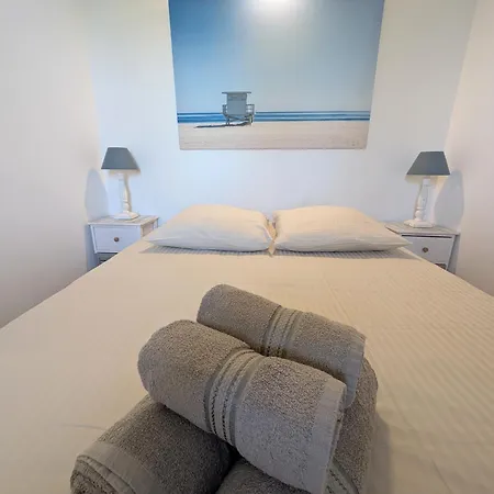 Apartmán L'oasis - T2 Avec Jardin - Piscine - Clim - Parking & A 200m *