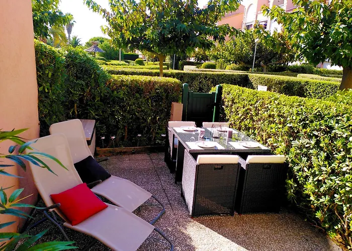 L'oasis - T2 Avec Jardin - Piscine - Clim - Parking & A 200m *