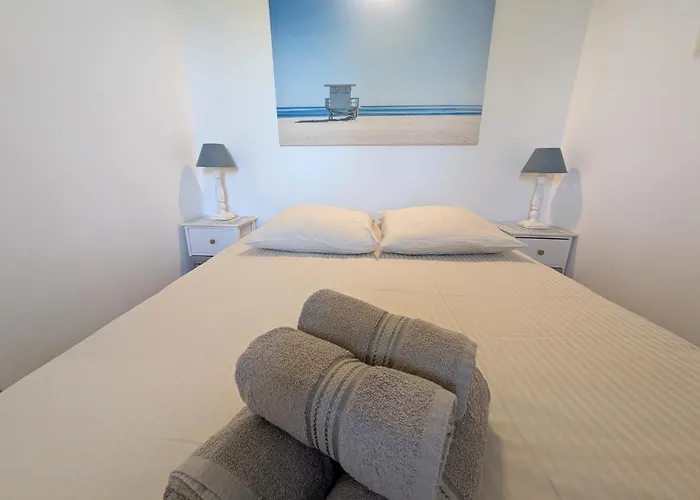 Διαμέρισμα L'oasis - T2 Avec Jardin - Piscine - Clim - Parking & A 200m *