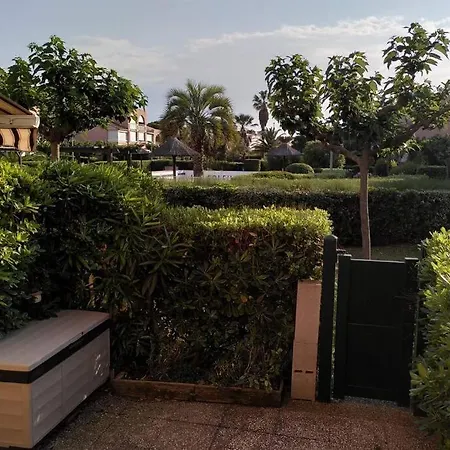 L'oasis - T2 Avec Jardin - Piscine - Clim - Parking & A 200m