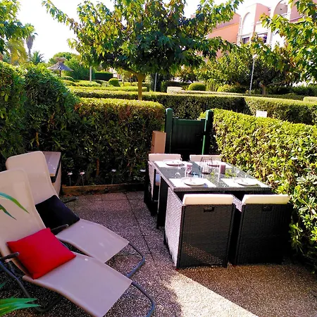 L'oasis - T2 Avec Jardin - Piscine - Clim - Parking & A 200m *