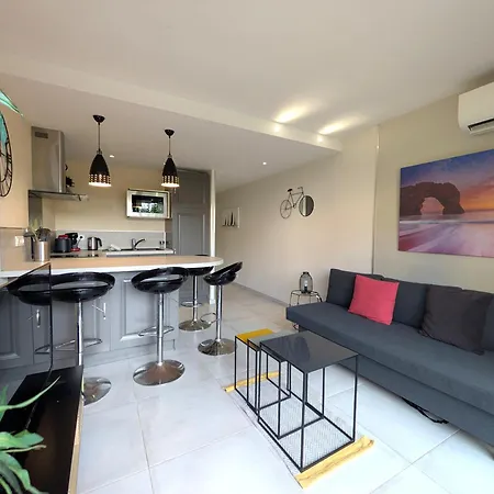 Apartmán L'oasis - T2 Avec Jardin - Piscine - Clim - Parking & A 200m *
