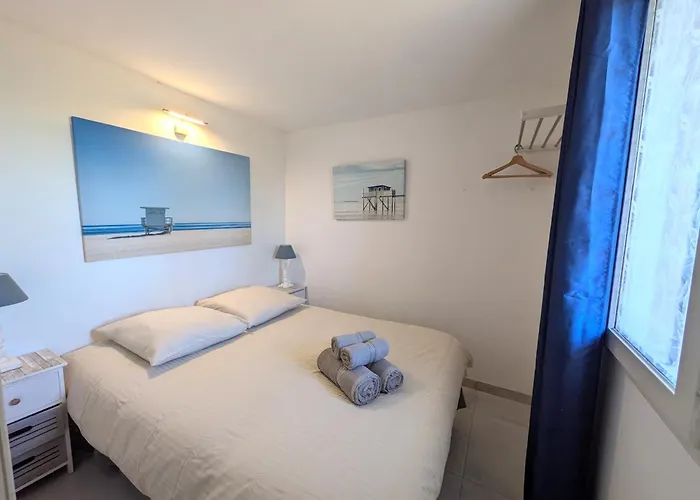 L'oasis - T2 Avec Jardin - Piscine - Clim - Parking & A 200m Apartament *