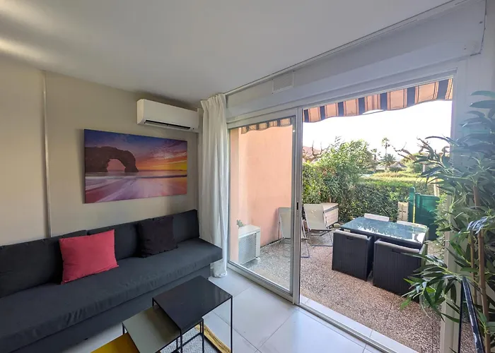 L'oasis - T2 Avec Jardin - Piscine - Clim - Parking & A 200m Apartament
